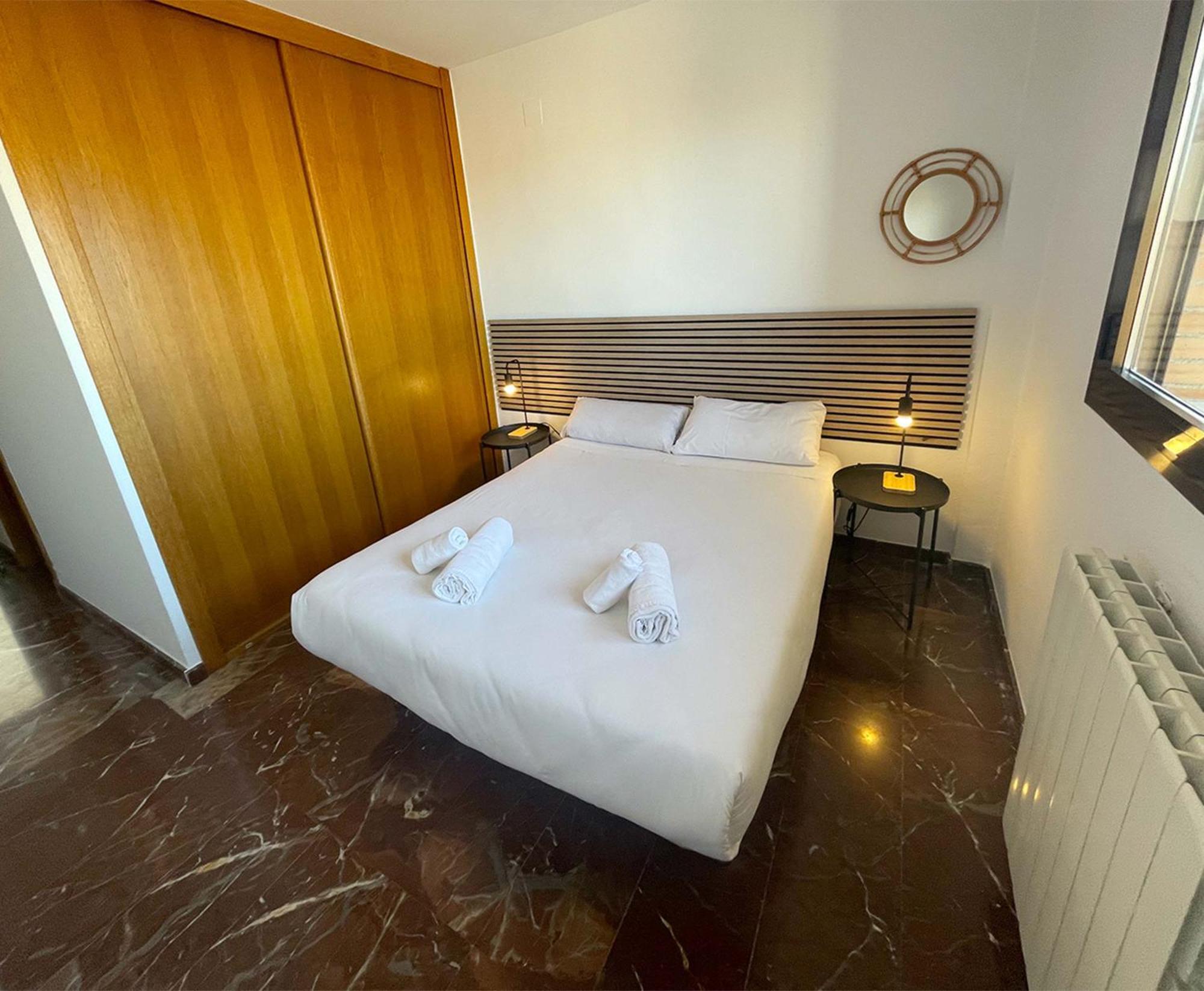 Apartamentos El Pilar Suites 3000 사라고사 외부 사진